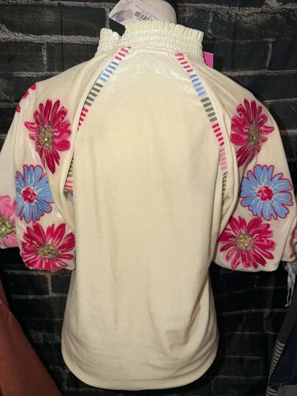 THML Caroline Velvet Puff Sleeve Embroidered Floral Blouse - Picture 2 of 4